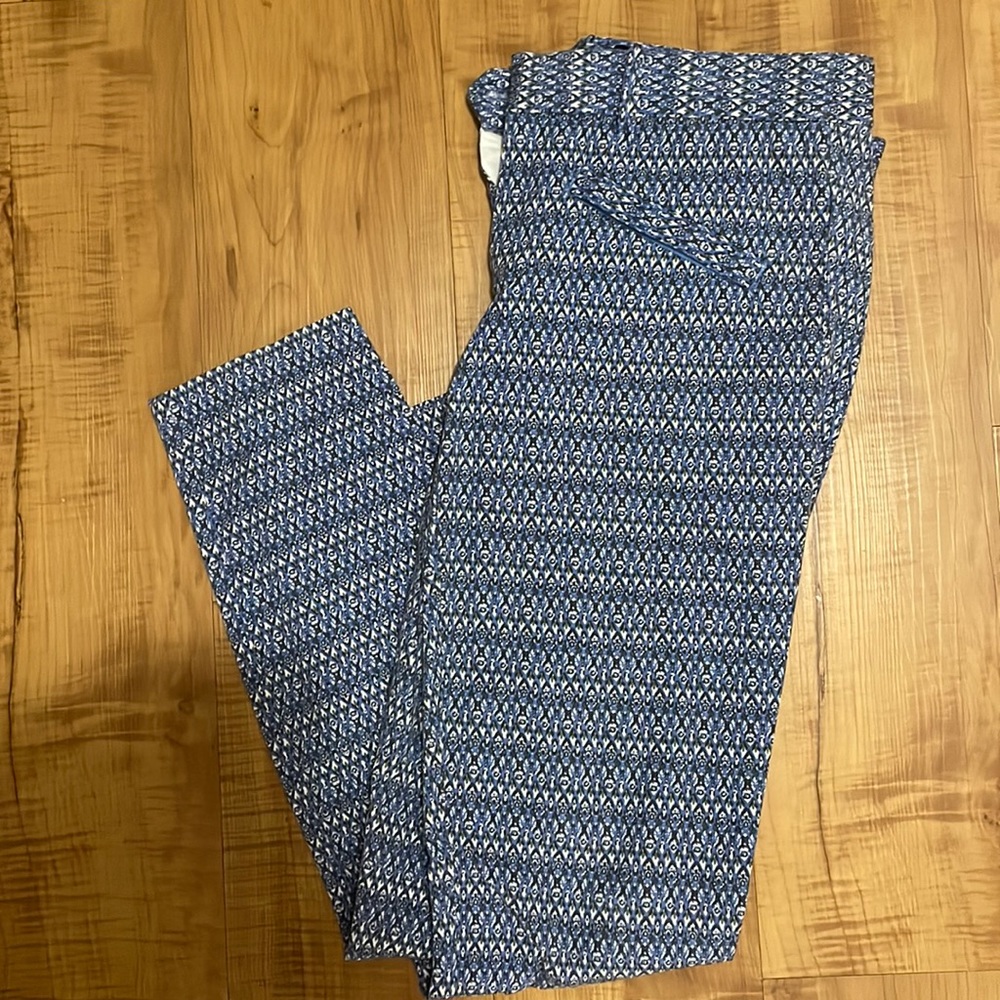 Skinny legged dress pants